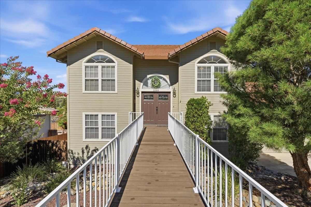 2589 Bertella Road