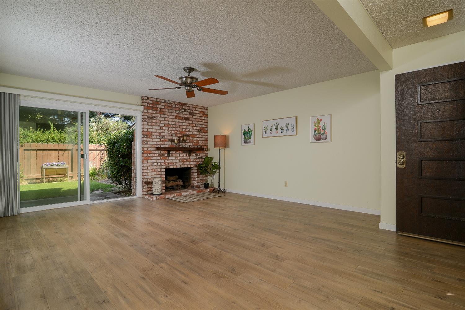 6838 Susanna Court