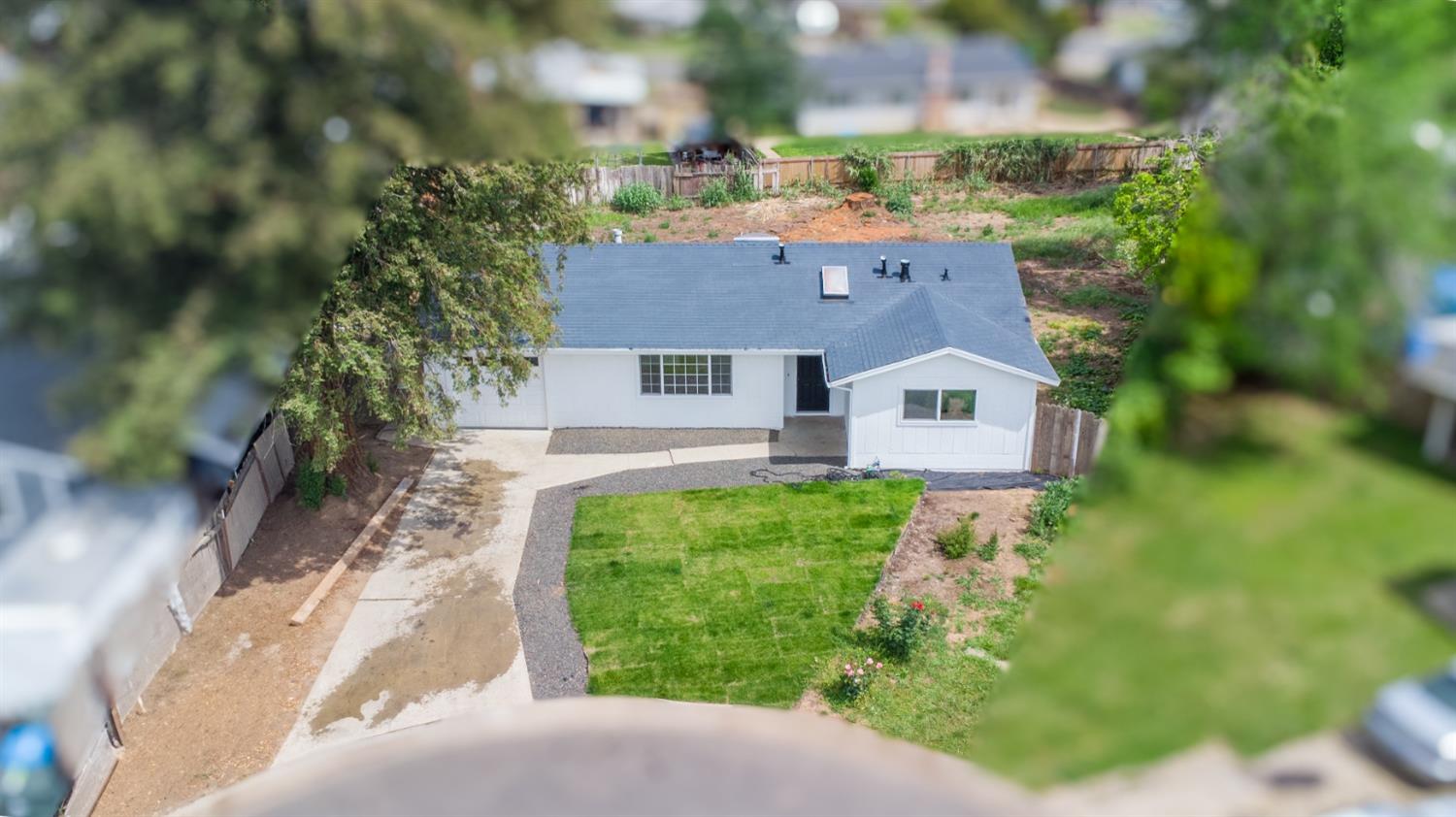 5901 Albrecht Avenue