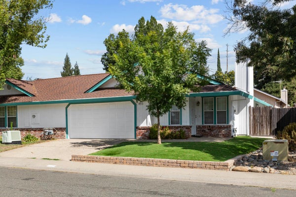 6481 SAN STEFANO ST, CITRUS HEIGHTS, CA 95610 - Image e35dc268b8c65b53d7fbe24e66ff7fbb/1424959891