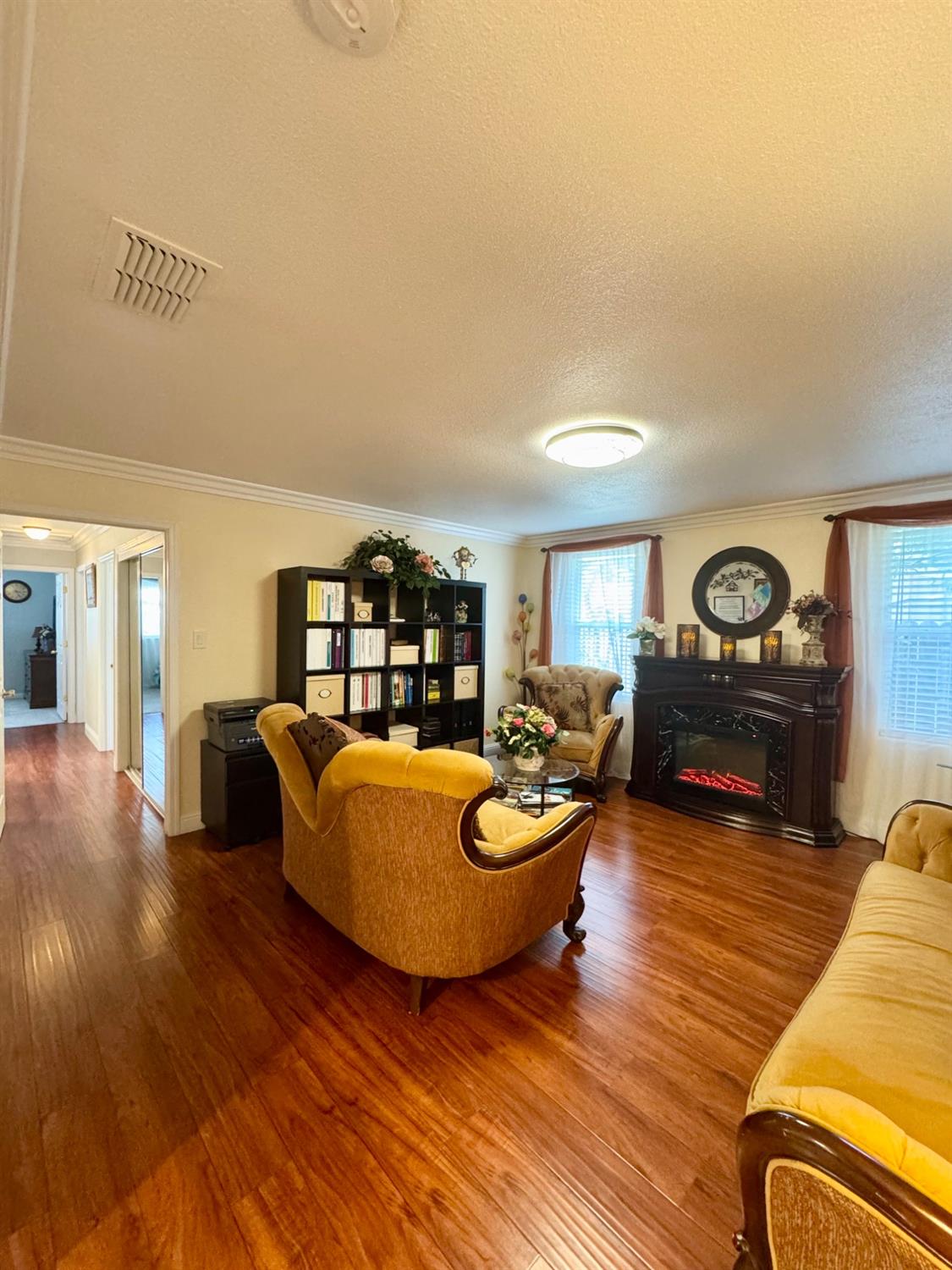 5729 La Field Drive