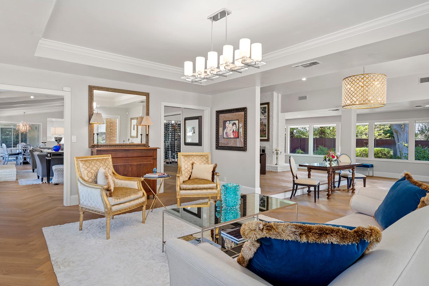 1987 Maple Glen Road