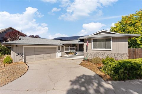 3058 Royce Drive Rescue CA 95672