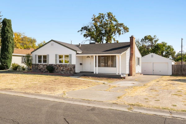 3460 SIERRA VIEW LN, SACRAMENTO, CA 95821 - Image e38464f4e6f822e9bcad79bb5203feae/326247951