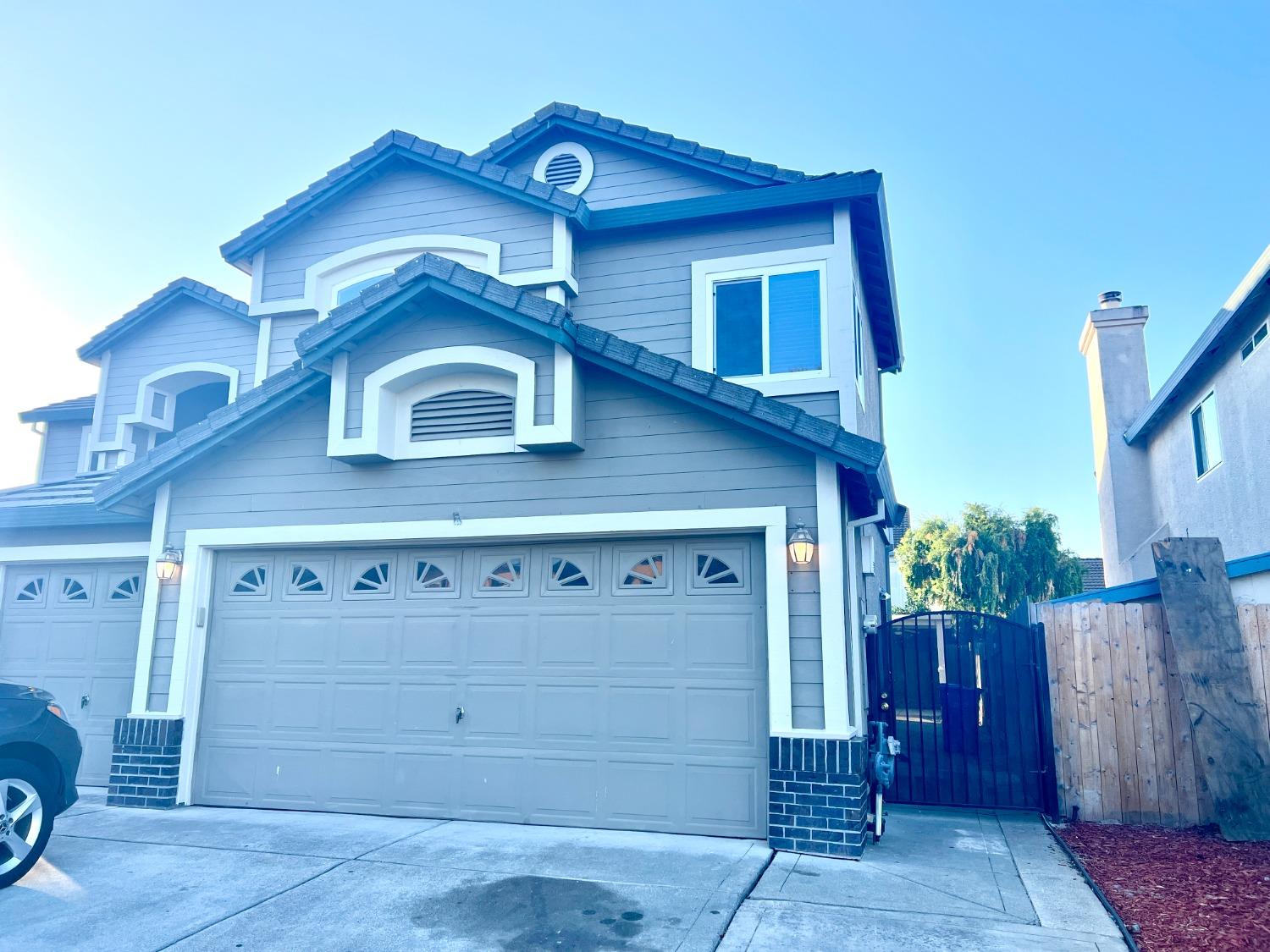 8770 Bottlebrush Court
