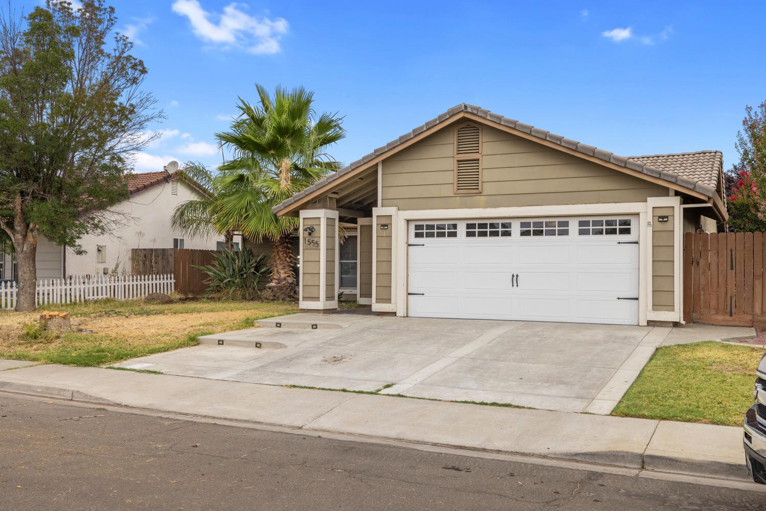 1555 Canyon Creek Drive
