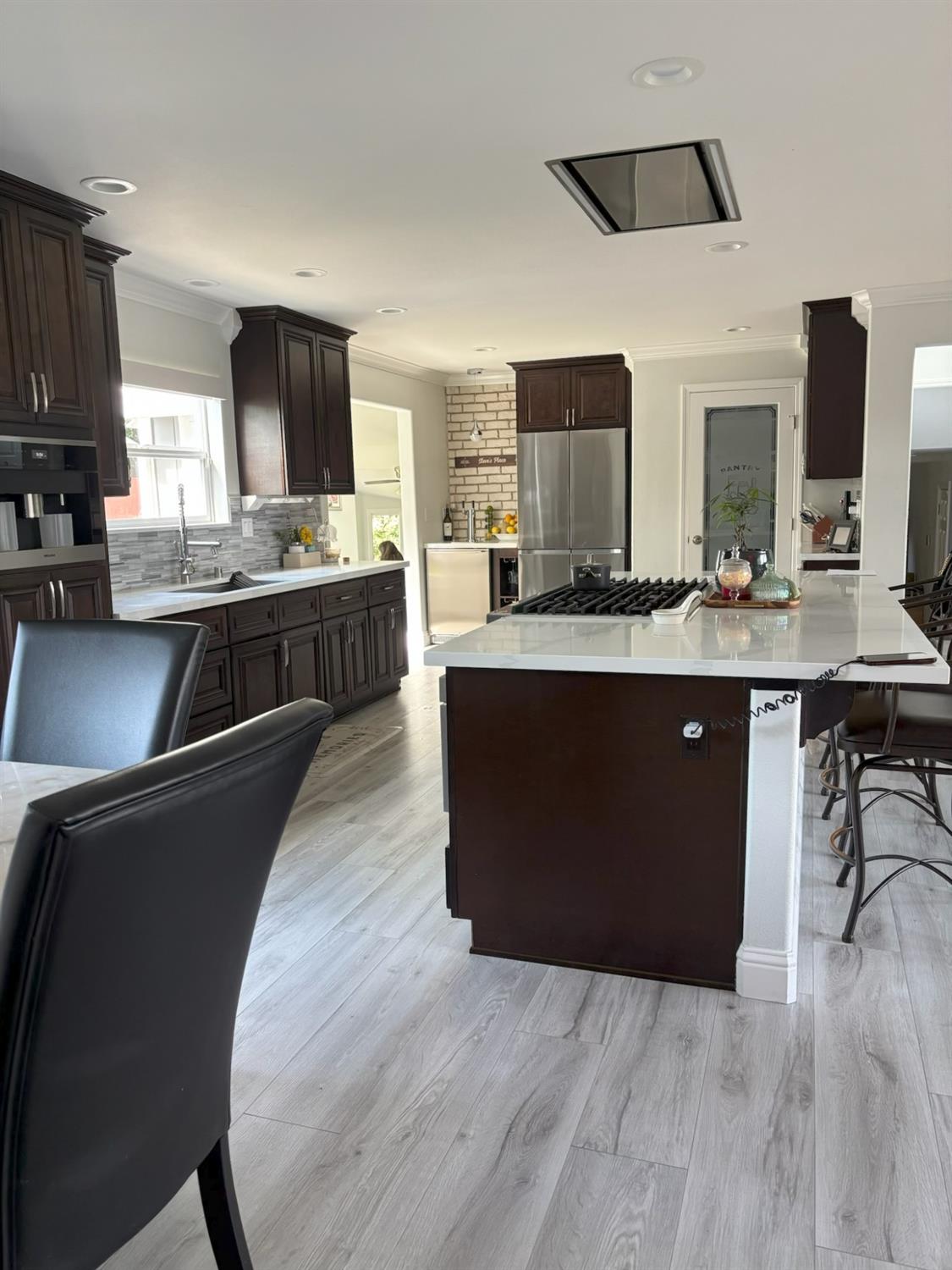 3001 Warren Lane