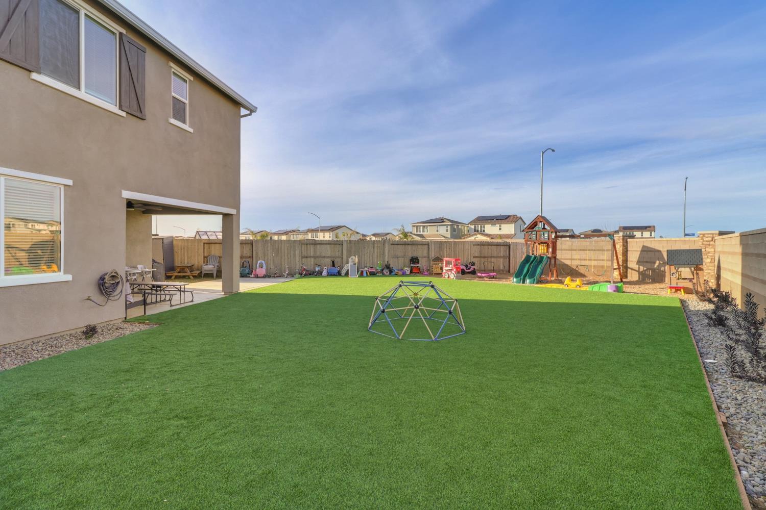 4300 Greenshank Circle