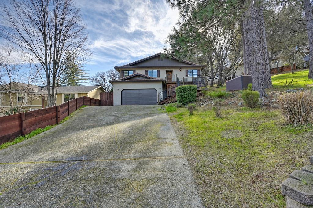 22901 Sunset Ridge Drive