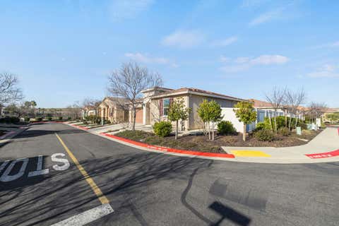 Featured picture for the property 226003936