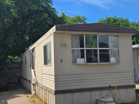 8545 Folsom Boulevard 9 Sacramento CA 95826