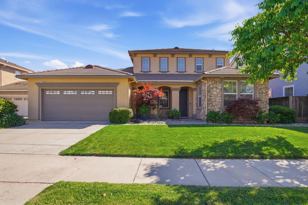 Photo of 1950 Trail Way, Turlock, CA 95382 (MLS # 226035315)