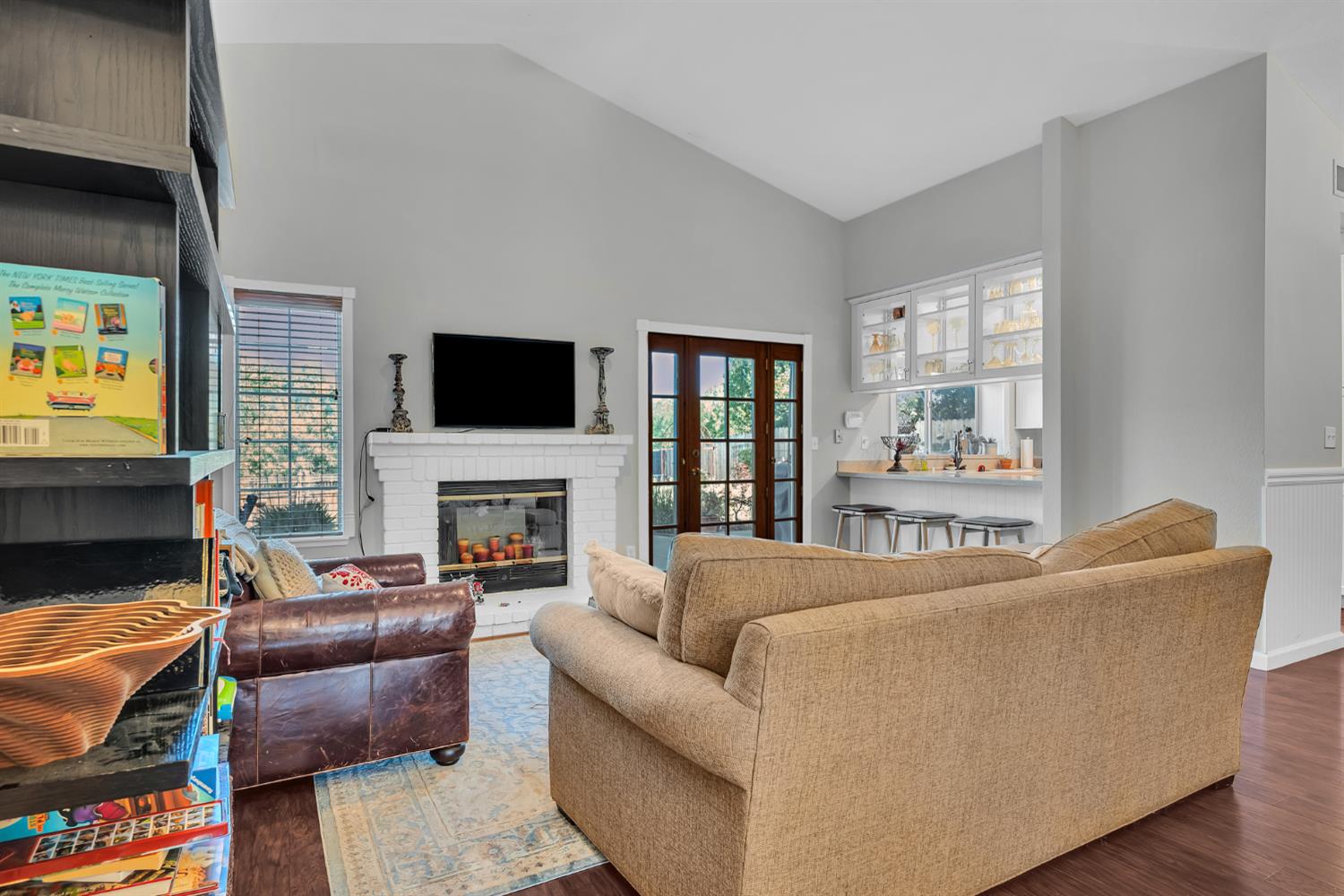 1008 Suffolk Court