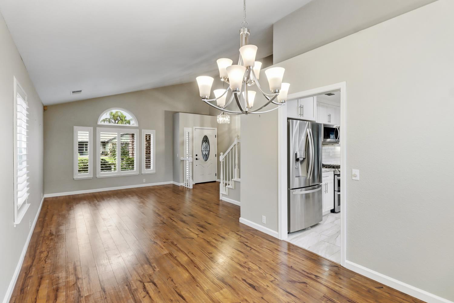 5900 Oxford Glen Place