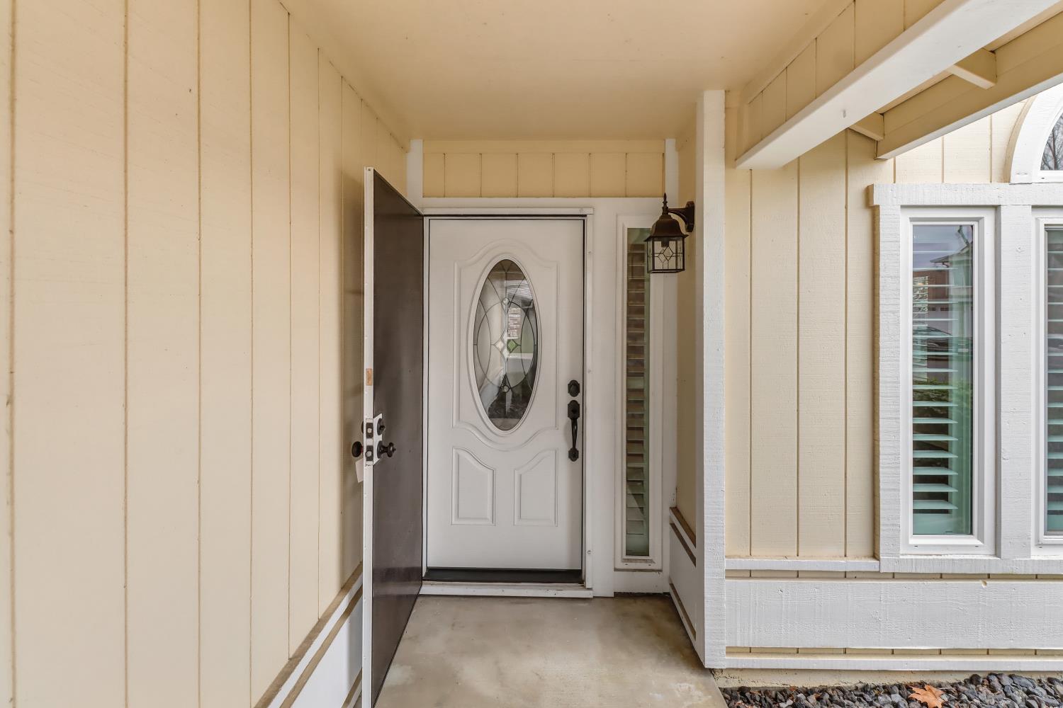 5900 Oxford Glen Place