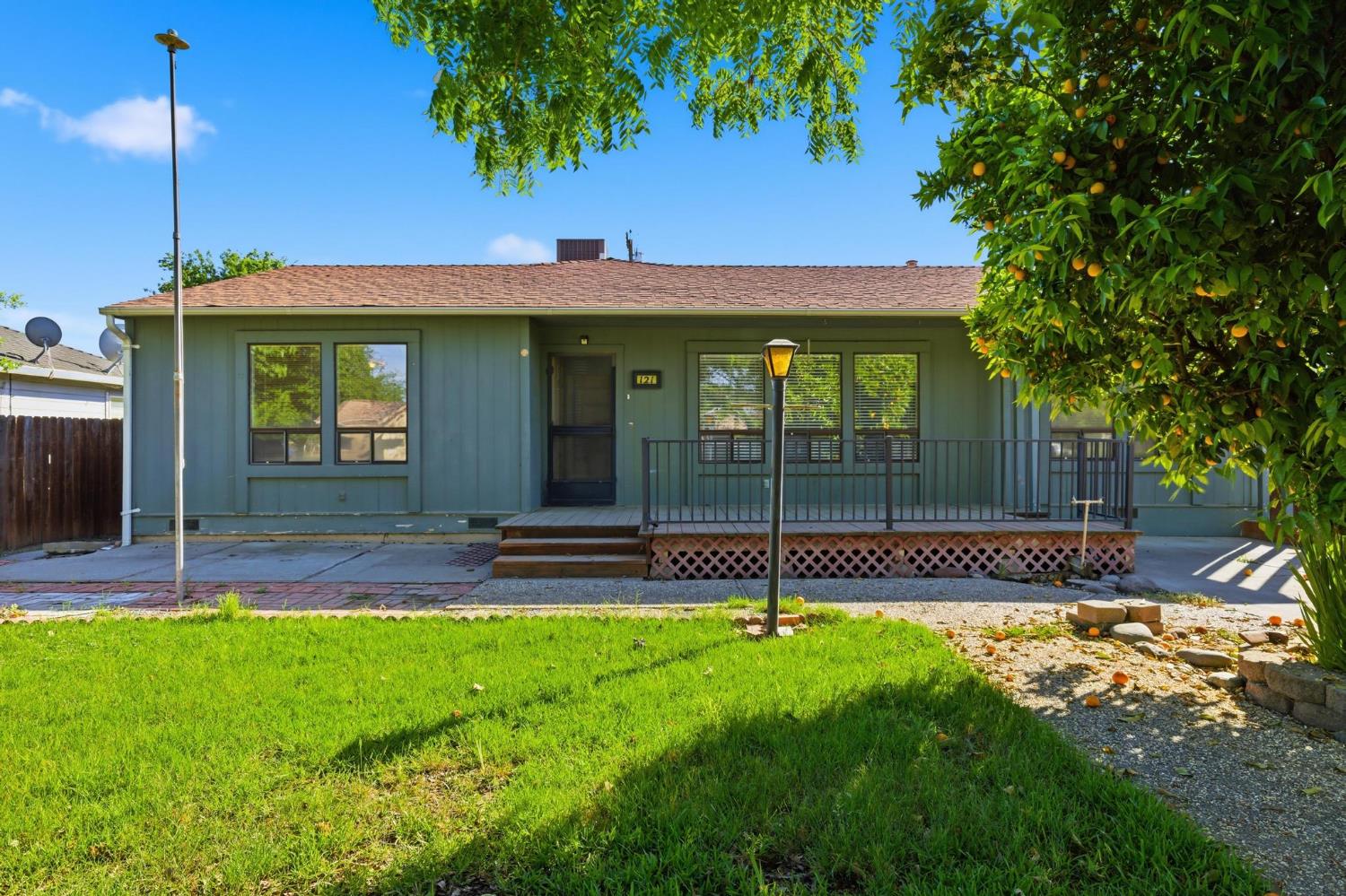 121 Lafayette Street