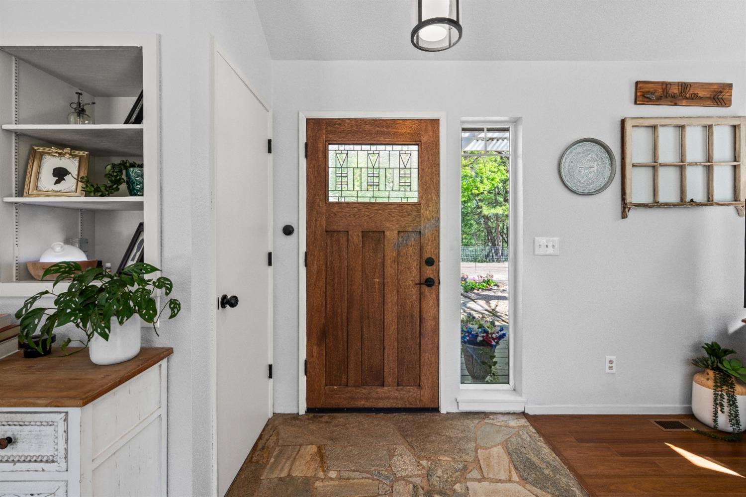 2405 No Walk Road