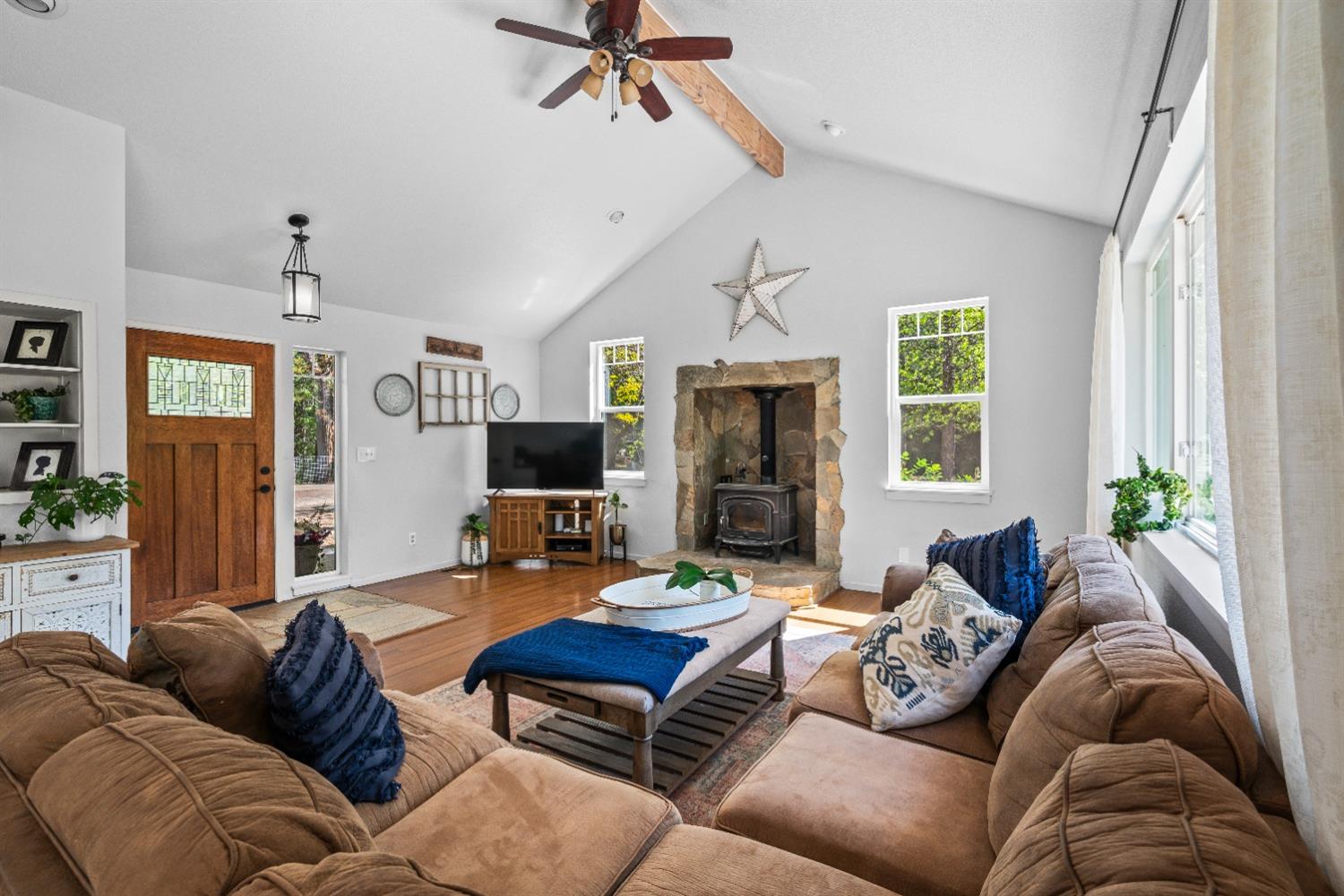 2405 No Walk Road