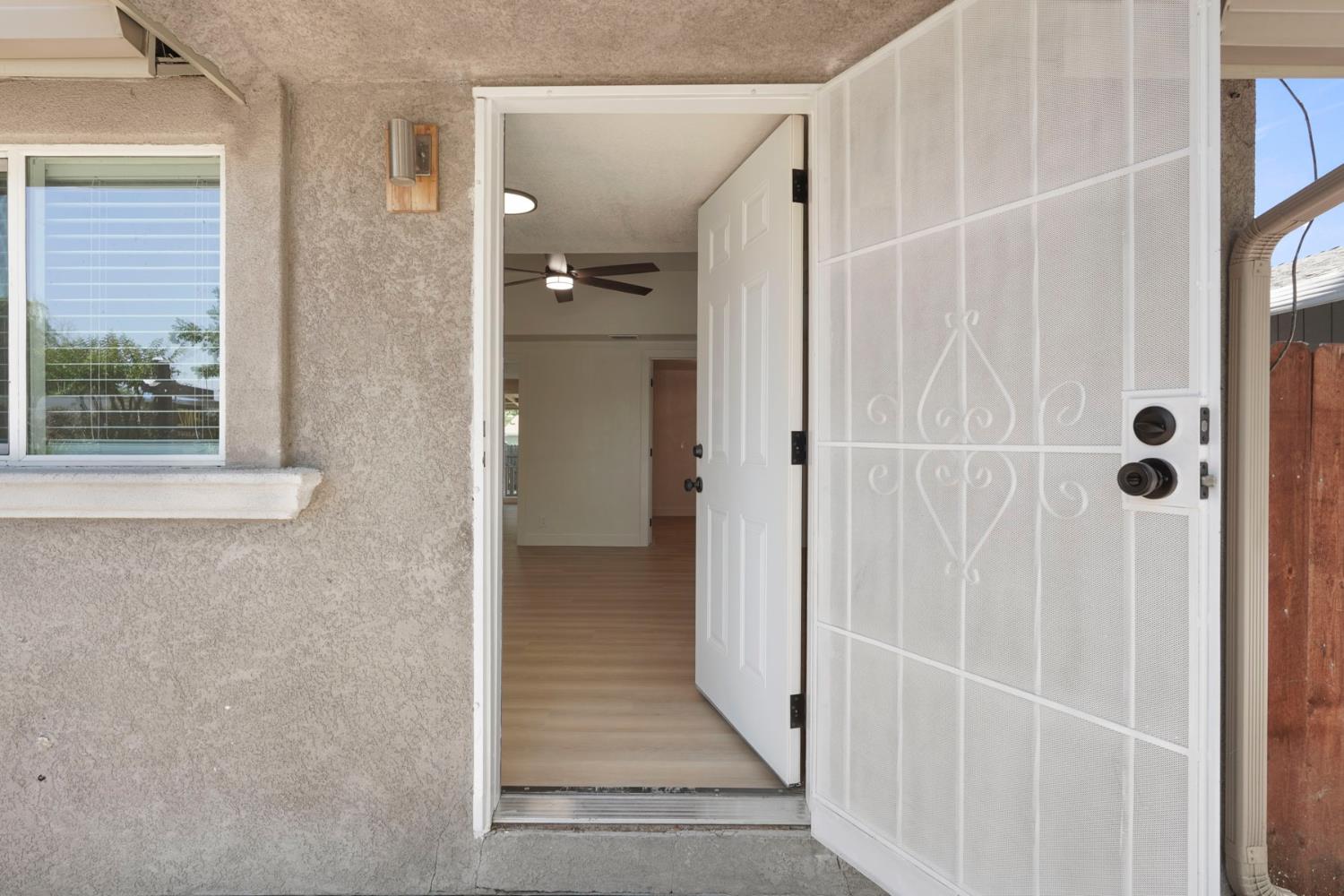 522 S Lincoln Way