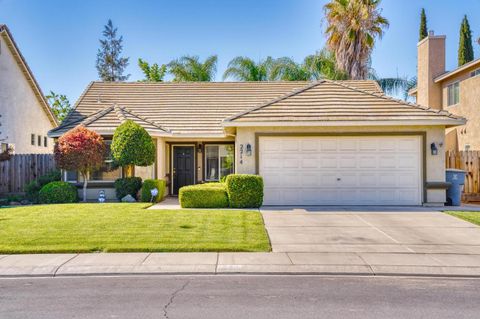2214 Ryanlee Drive Riverbank CA 95367