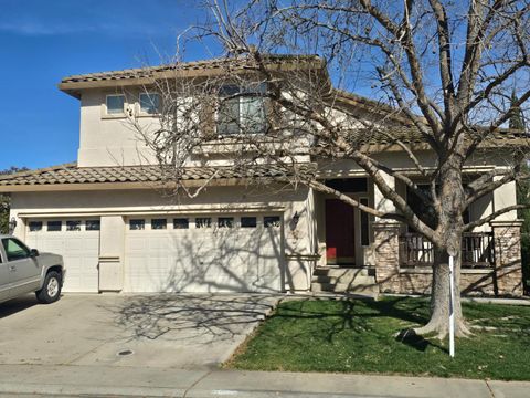 973 Caversham Way Galt CA 95632