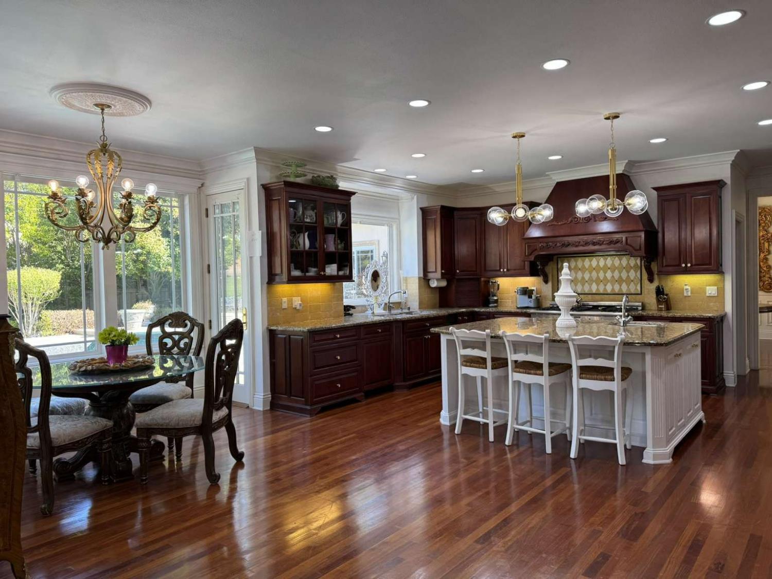 5403 Blackhawk Drive