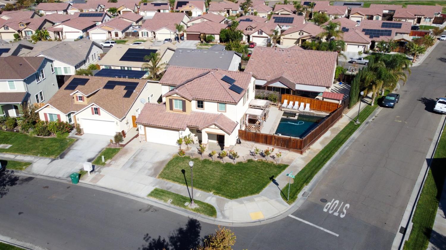 Los Banos, California 93635, United States, 4 Bedrooms Bedrooms, ,3 BathroomsBathrooms,Residential,Active,225907