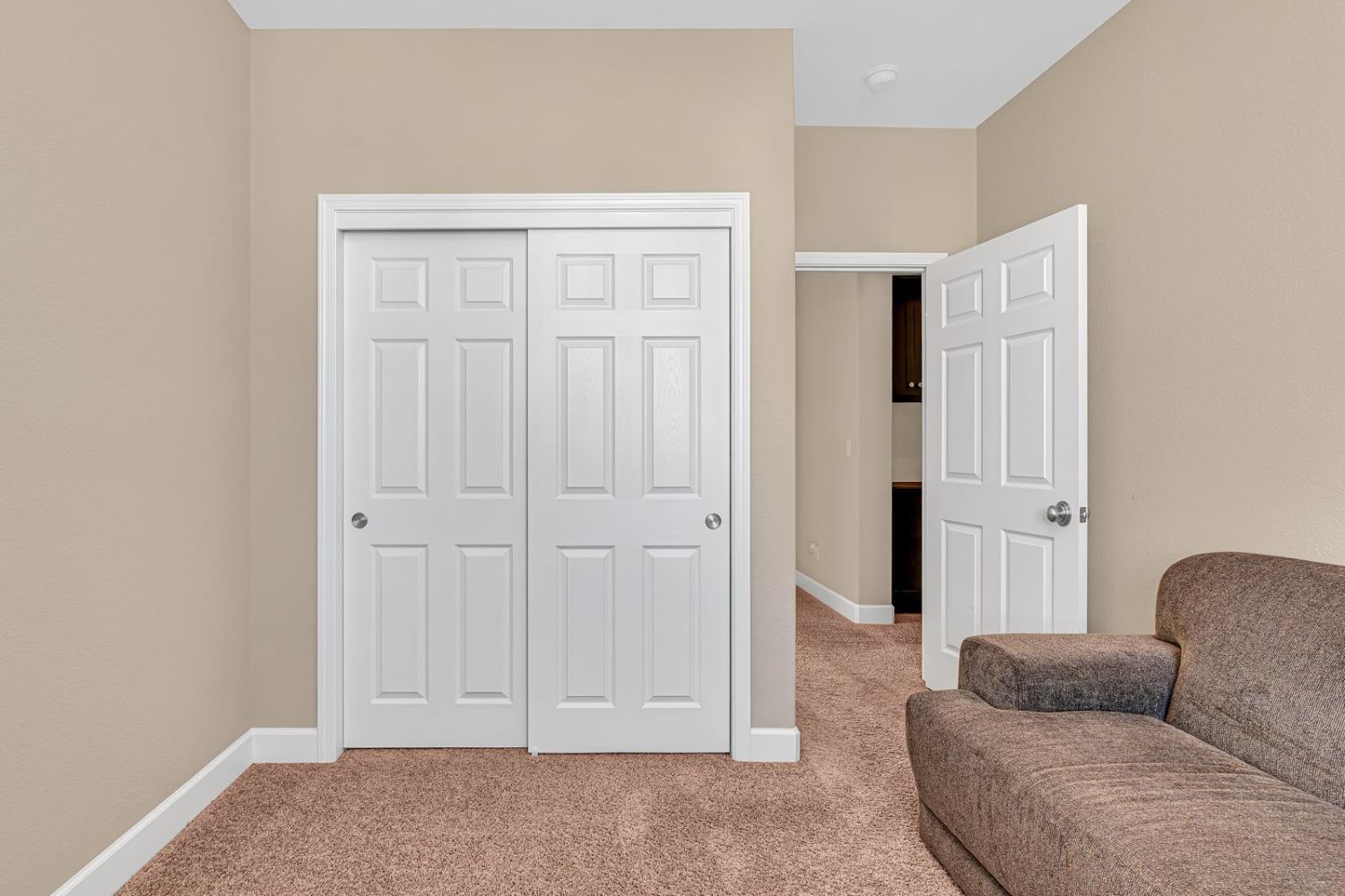 Los Banos, California 93635, United States, 4 Bedrooms Bedrooms, ,3 BathroomsBathrooms,Residential,Active,225907