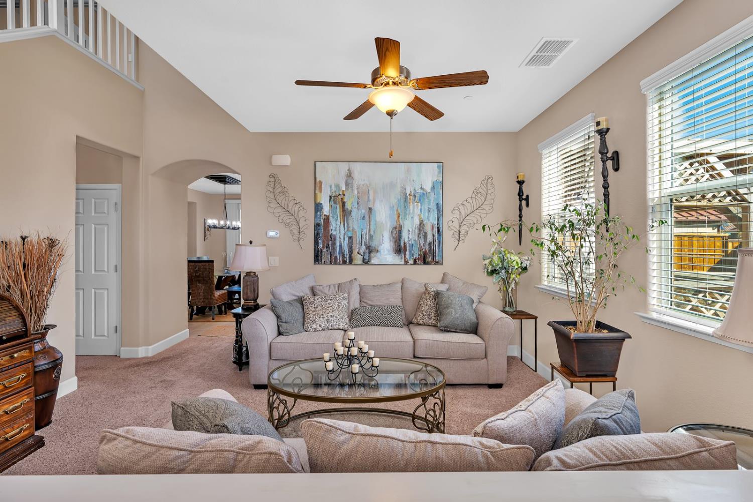 Los Banos, California 93635, United States, 4 Bedrooms Bedrooms, ,3 BathroomsBathrooms,Residential,Active,225907