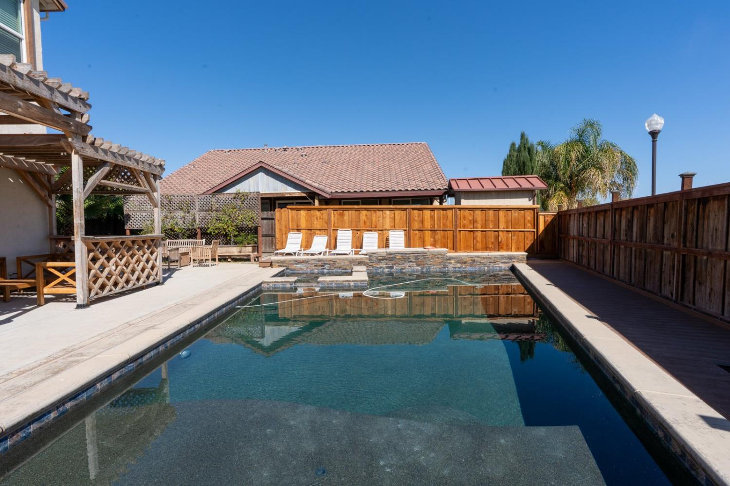 Los Banos, California 93635, United States, 4 Bedrooms Bedrooms, ,3 BathroomsBathrooms,Residential,Active,225907