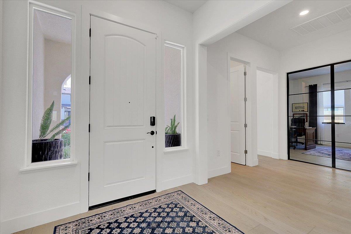 3065 Palo Alto Street