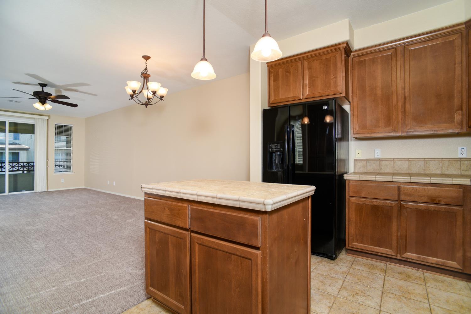 2001 Club Center Drive 1138