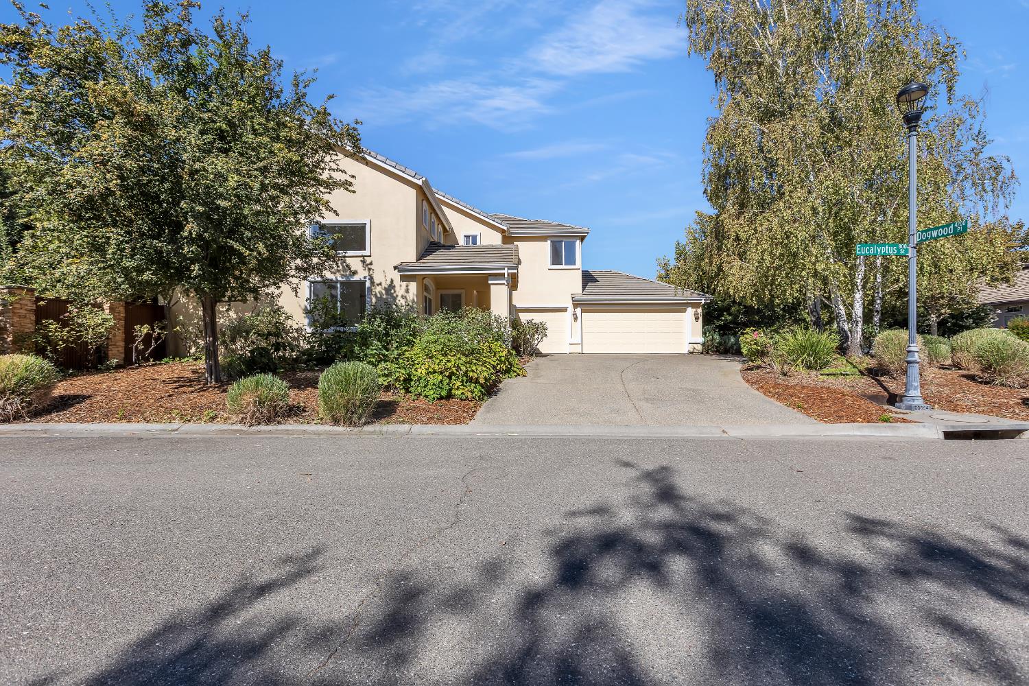 4228 Dogwood Place