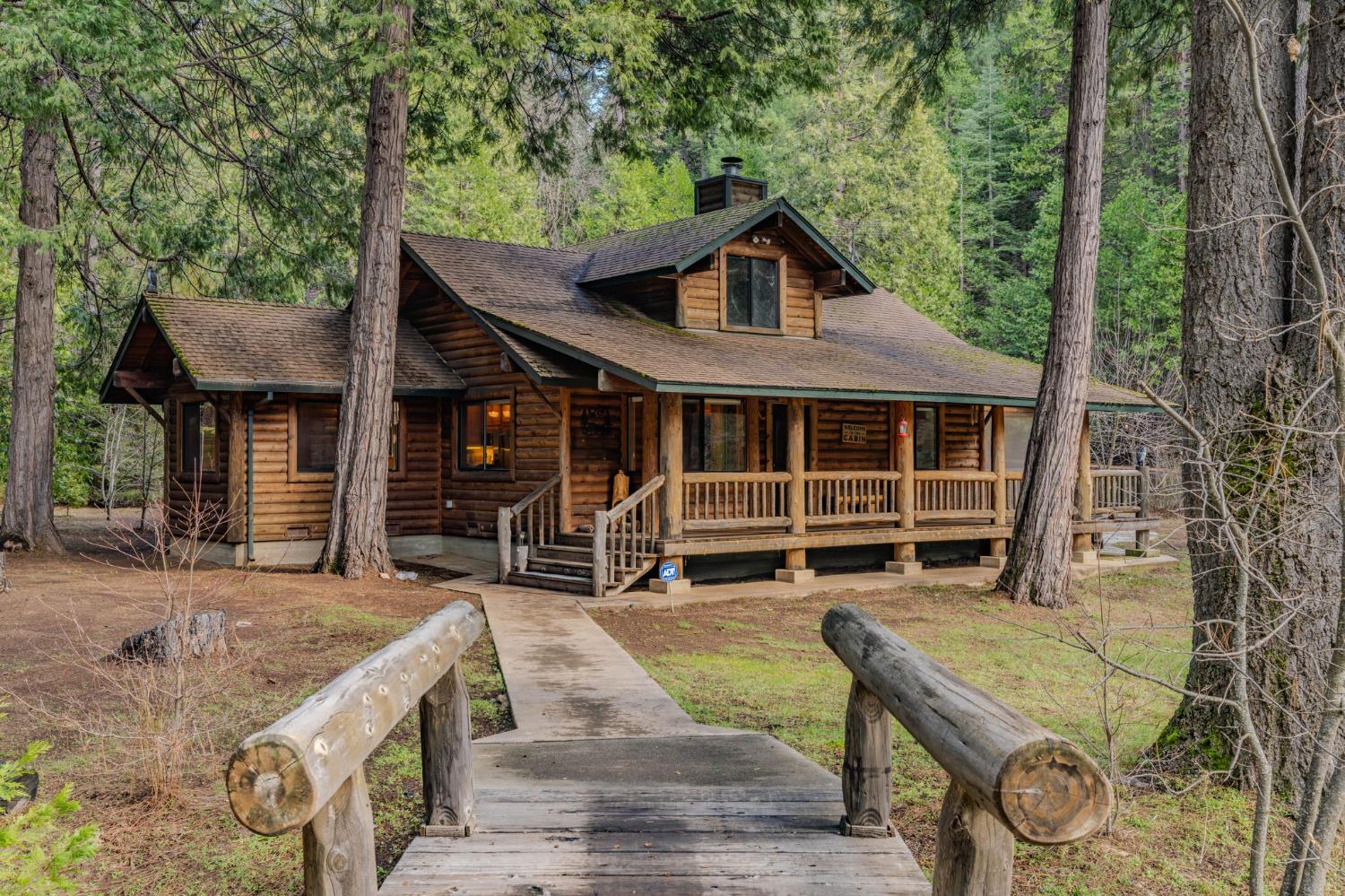 1190 Lili Valley Circle