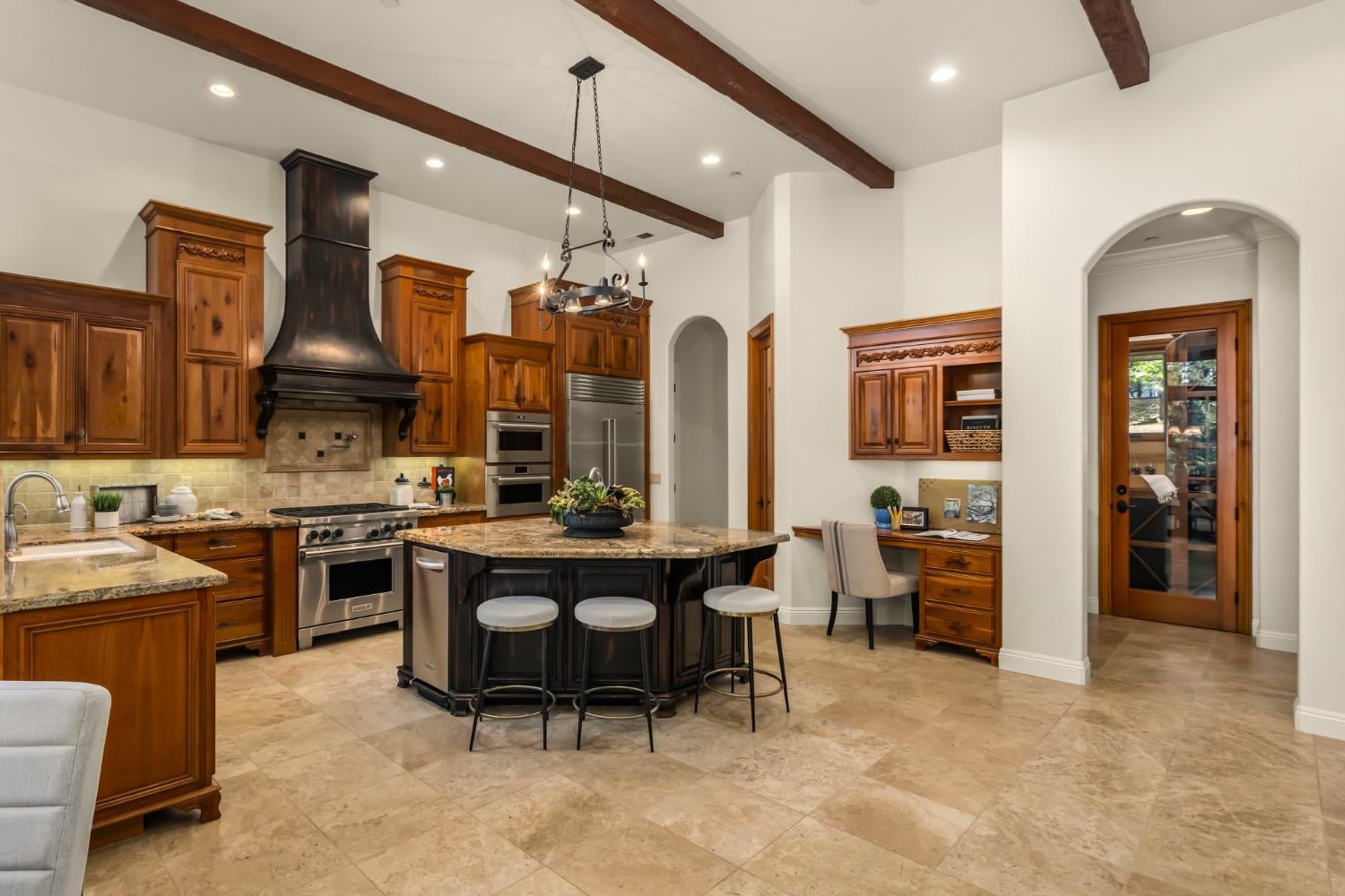 1306 Shady Tree Lane
