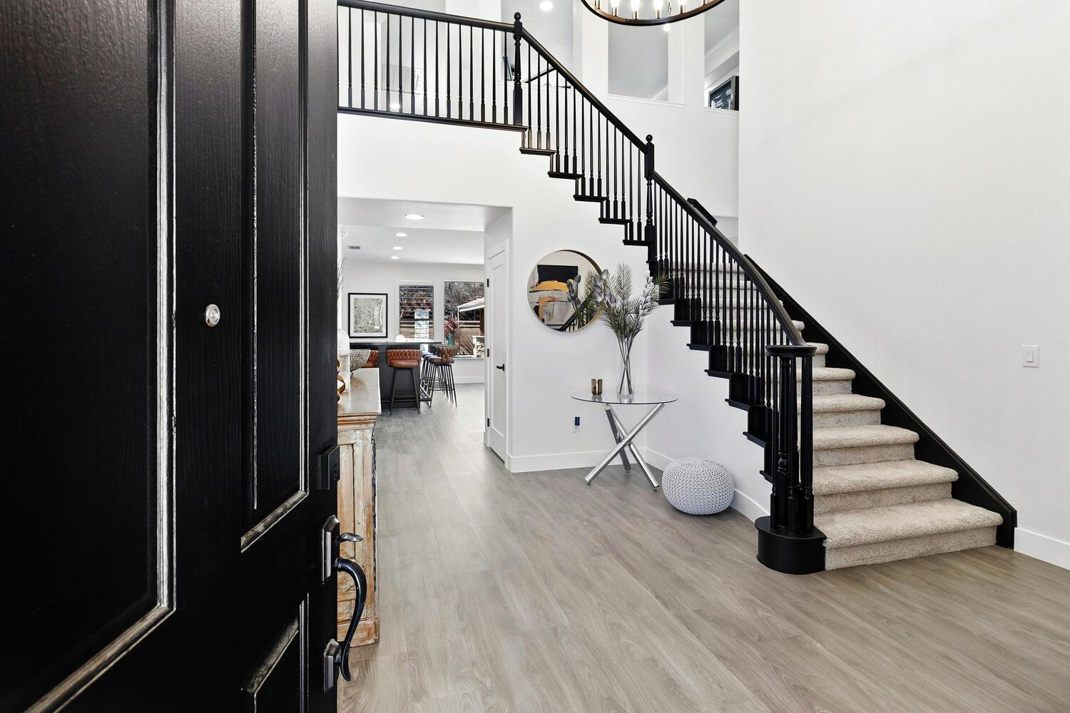 108 Diamond Grove Court