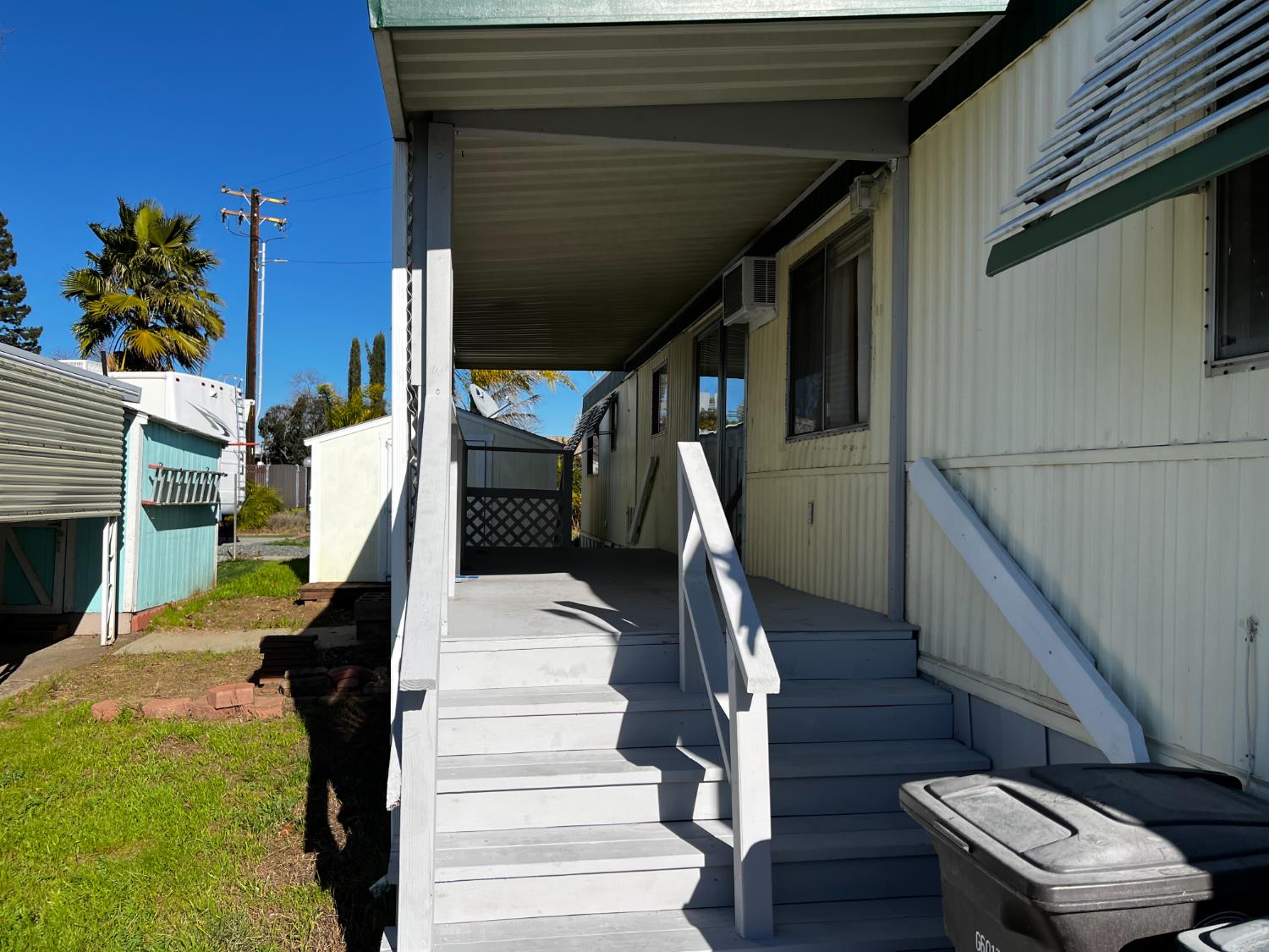 5935 Auburn Blvd 189