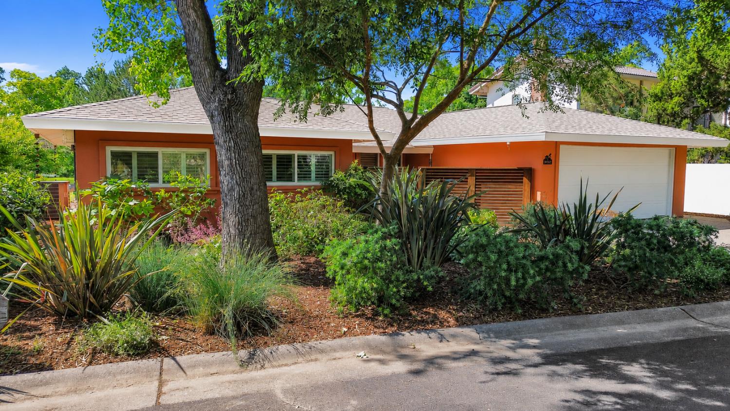 2436 Elendil Lane
