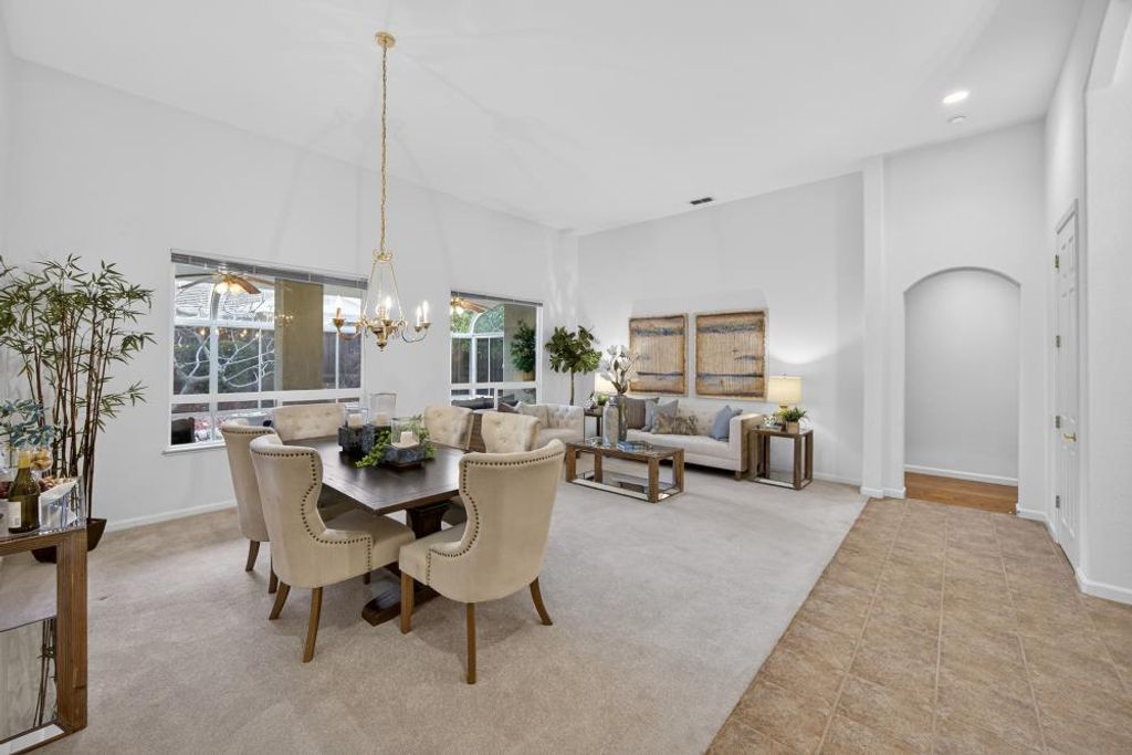 Photo of 3017 Crestwood Way, Rocklin, CA 95765 (MLS # 226020628)