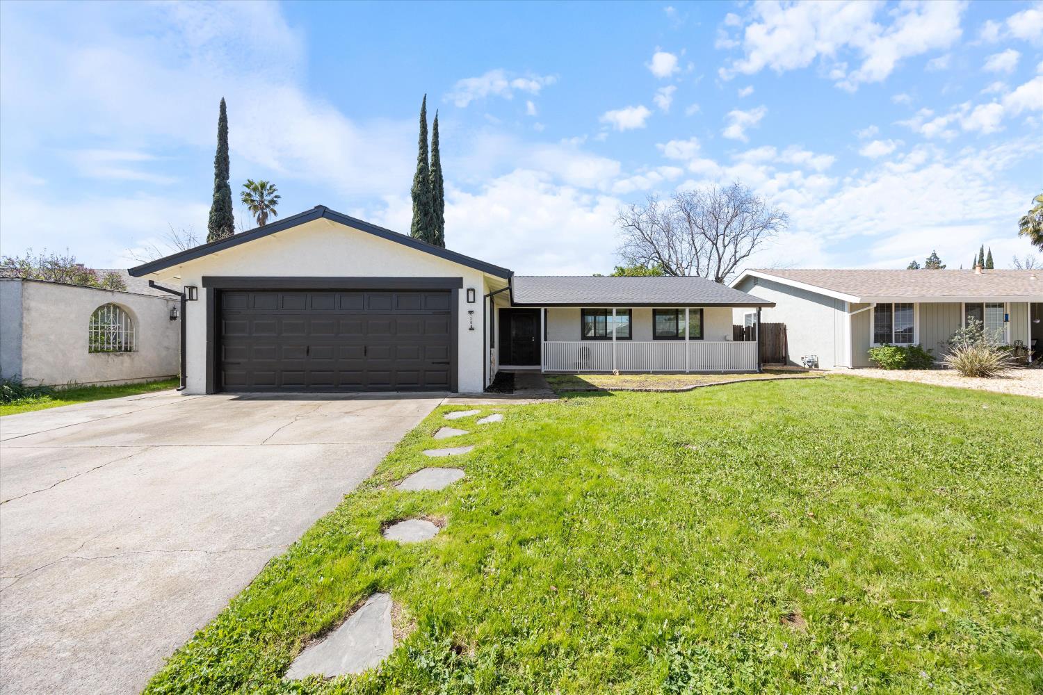 1208 Glenbrook Avenue