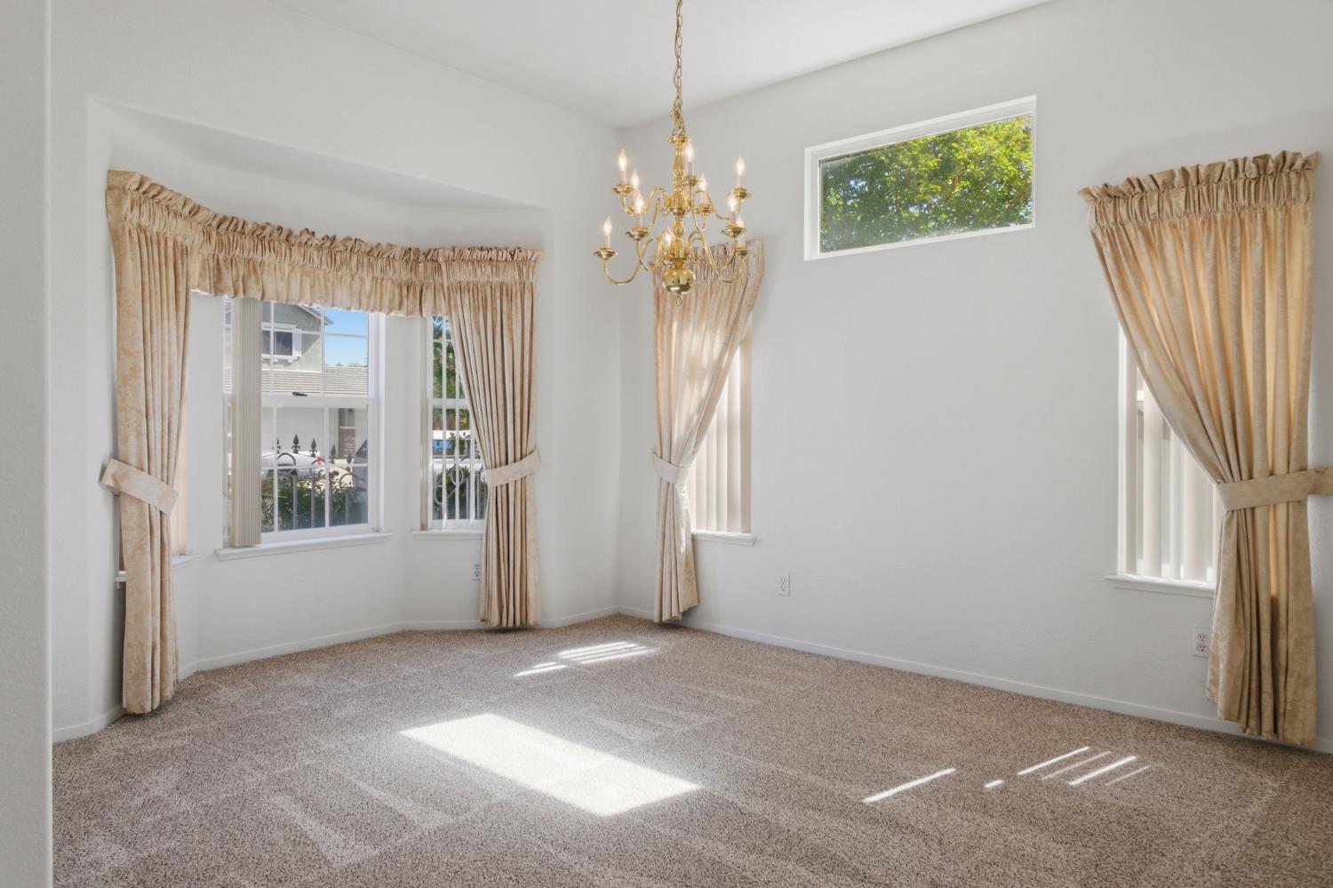 1738 Winchester Drive