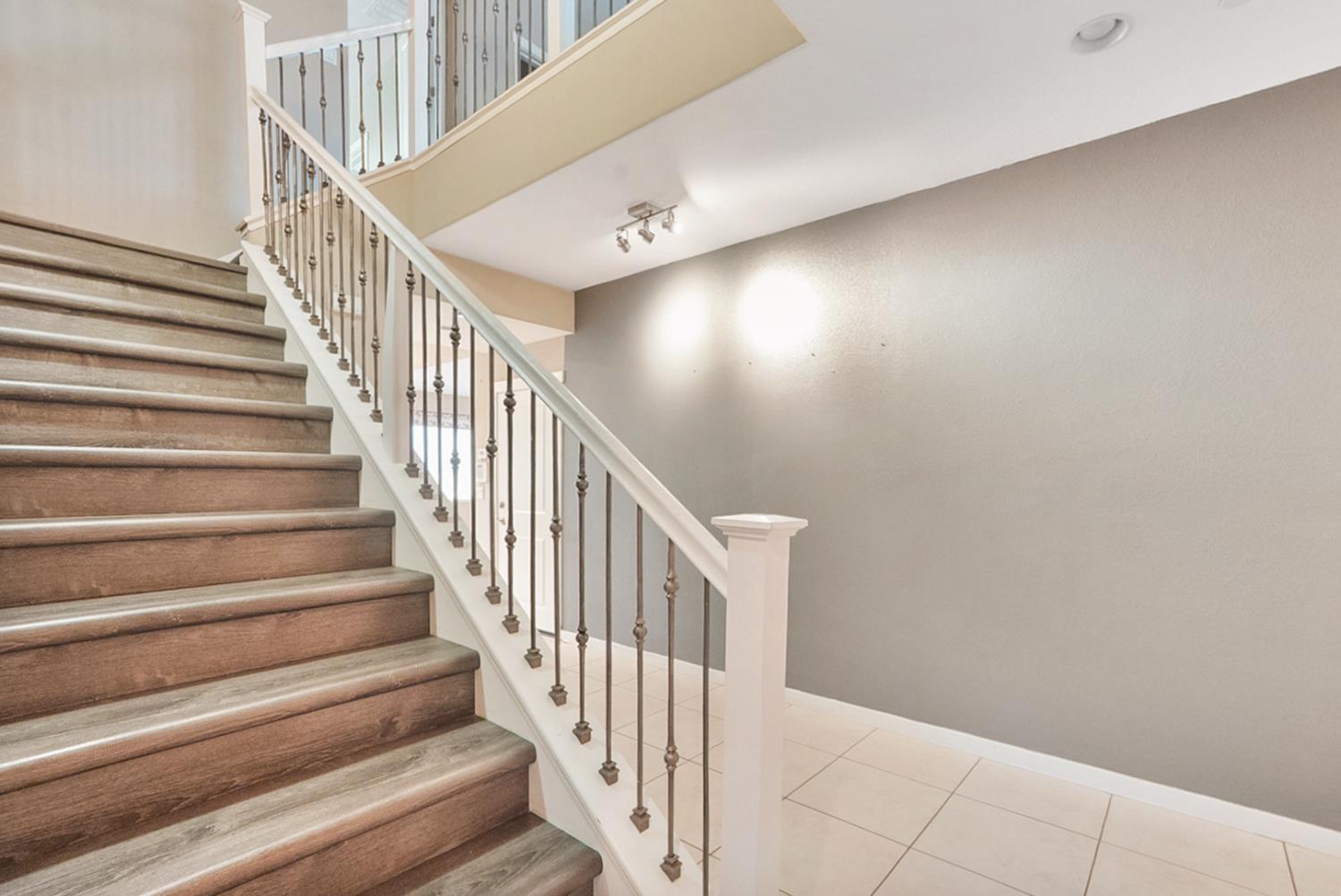 1084 Navigator Drive