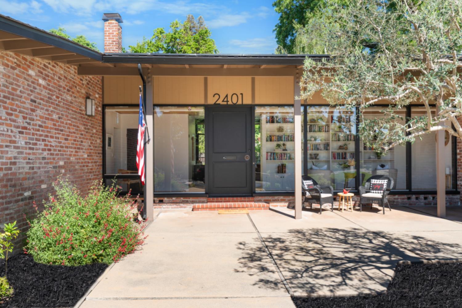 2401 Bonniebrook Drive