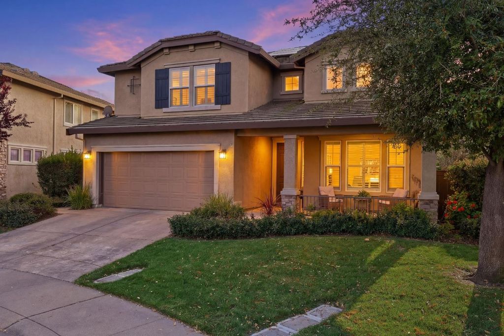 Photo of 519 Borders Court, El Dorado Hills, CA 95762 (MLS # 226032057)