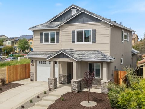 2205 Armus Street Woodland CA 95776