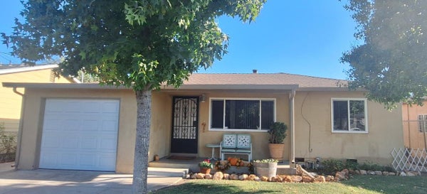 4044 E 4TH ST, STOCKTON, CA 95215 - Image e61717635f86e5ea0bbb9e50ed0e1f74/2909293941
