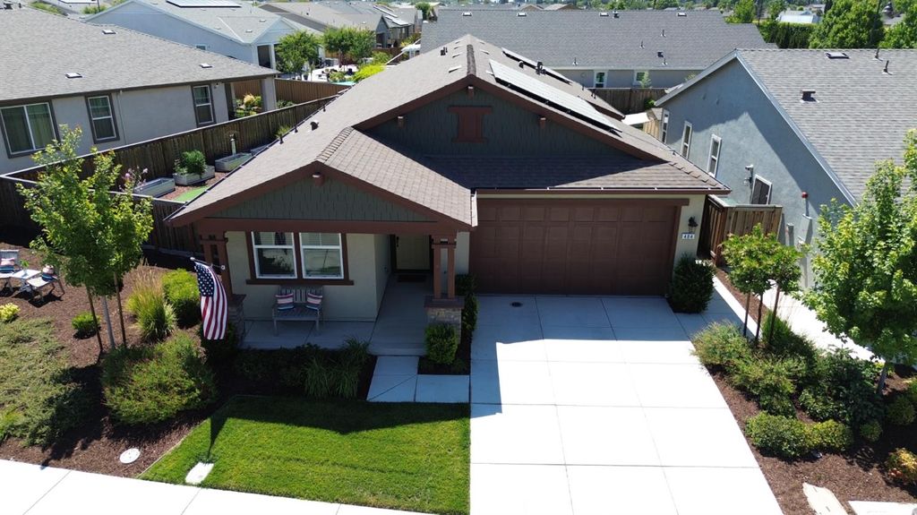 Photo of 484 Pinehurst Street, Manteca, CA 95336 (MLS # 225123893)