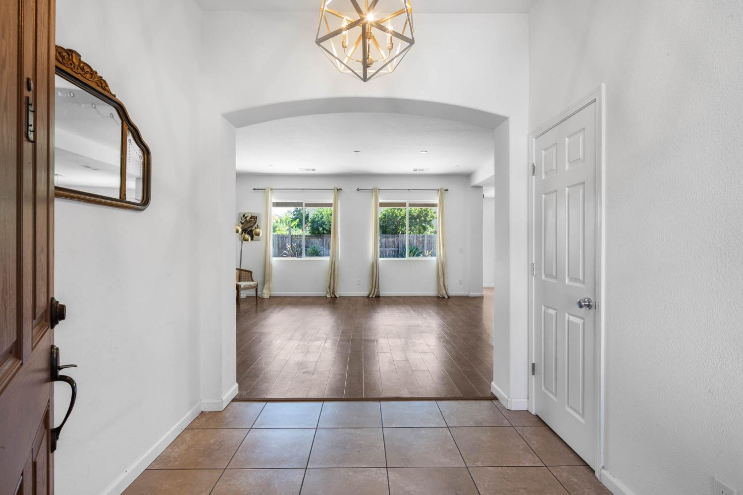 102 Villa Point Drive