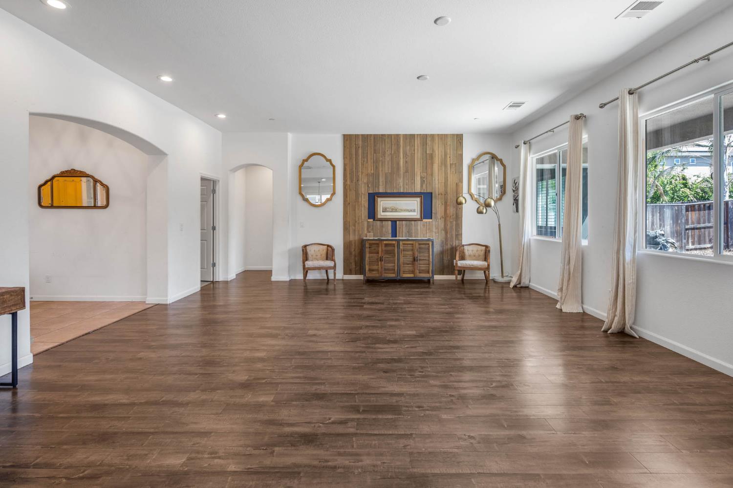 102 Villa Point Drive
