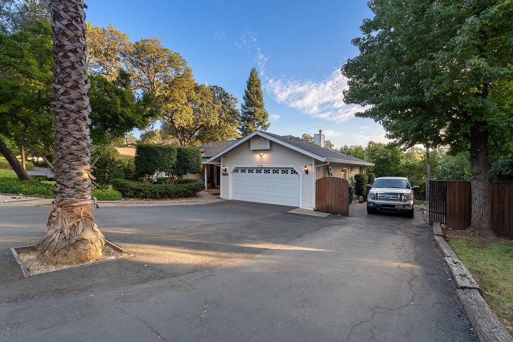 2786 Wentworth Road